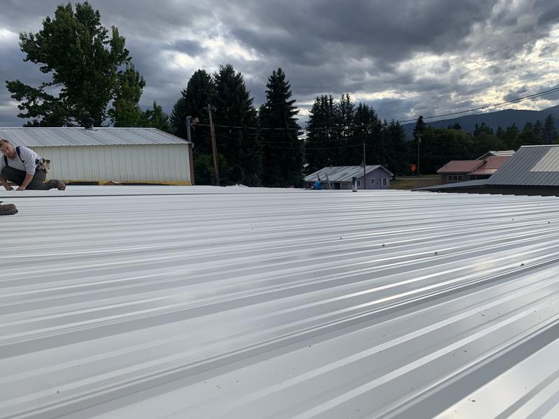 New metal roof on a commercial building